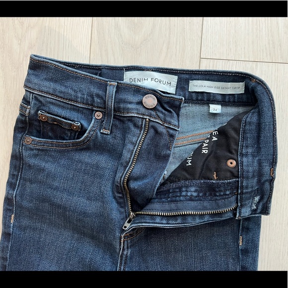 Aritzia Denim Forum the Lola high risk skinny crop jeans size 24 - Picture 6 of 8